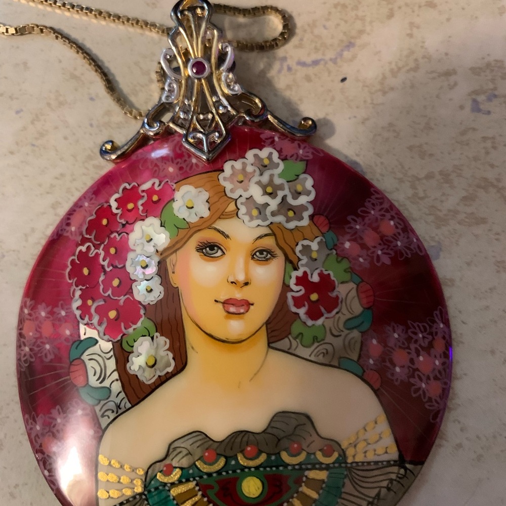 Unique necklace - Picture 4 of 4